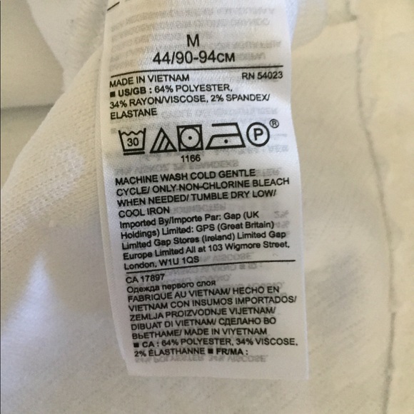 Beautiful nwot top - Picture 4 of 4